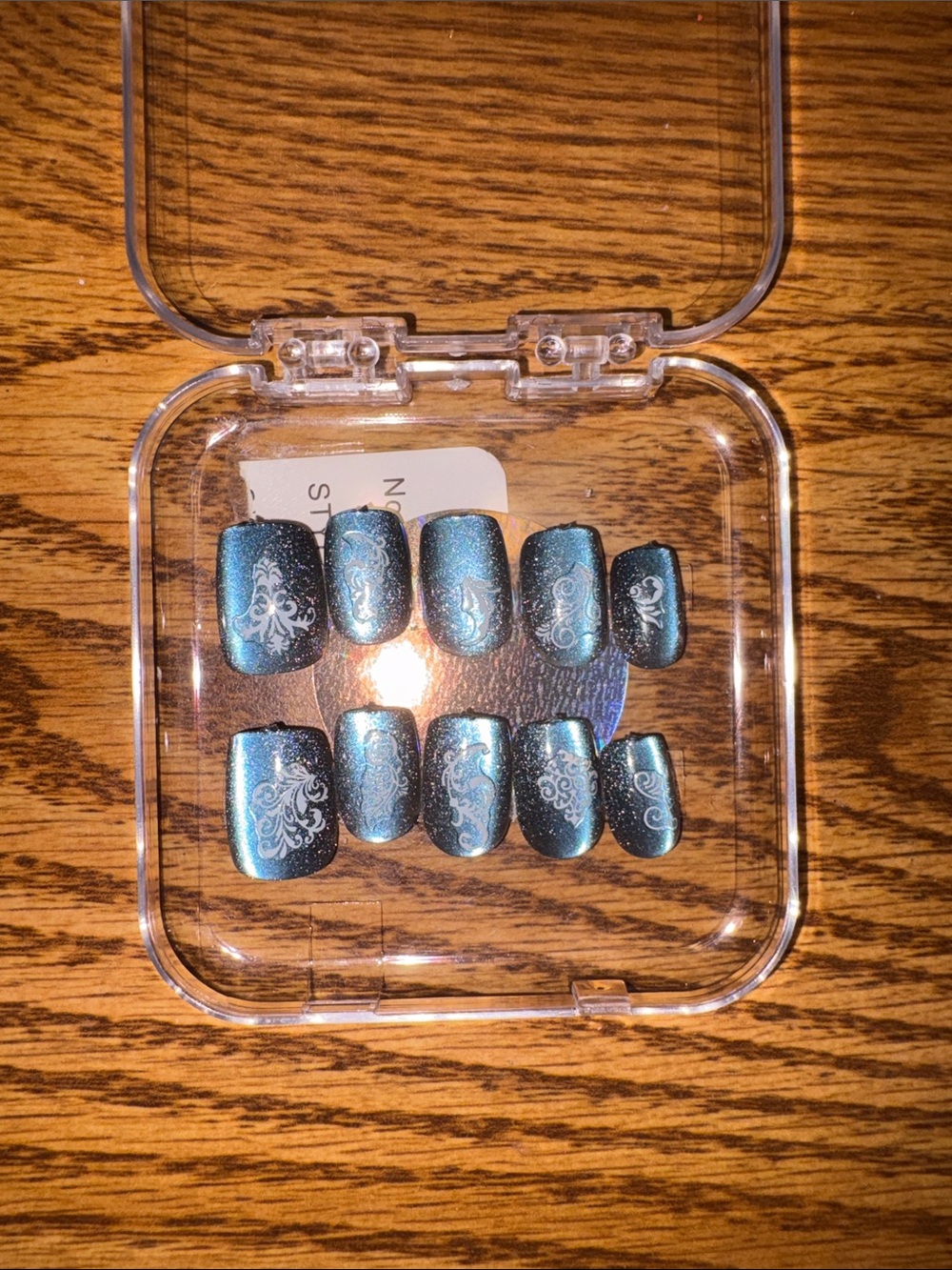 Metallic Teal Press-On Nail Set with Silver Accent Swirls